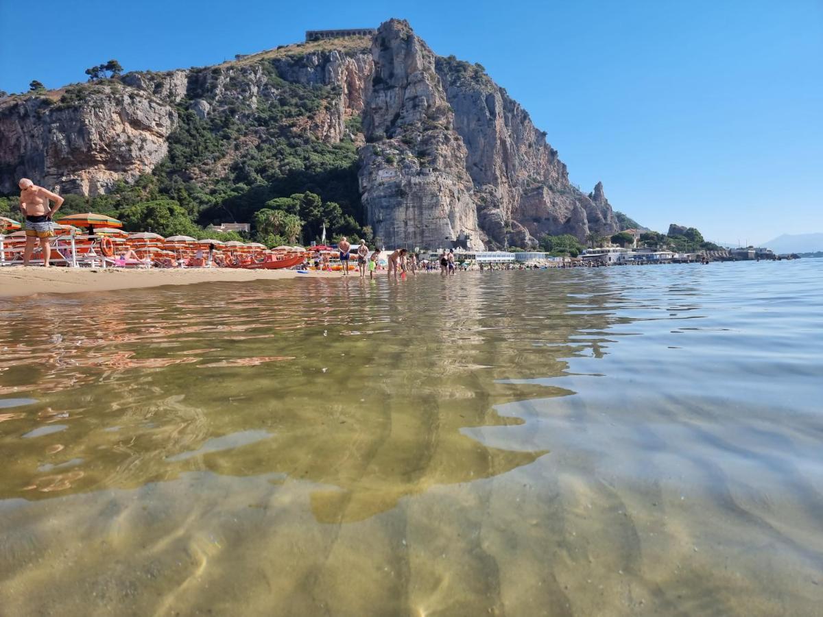 Reale Apartments Terracina Eksteriør billede